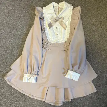 로지타 요크 절개 사이드 버클 셋업 양산