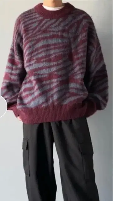 클래식 엘프 패널 무늬 스웨터