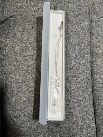 실버 체인 다이아몬드 목걸이