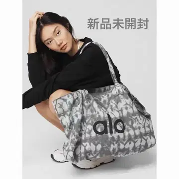 alo yoga 토트백 미개봉 새상품