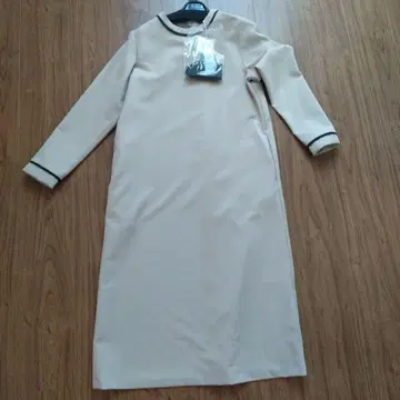 a.v.v 긴팔 원피스