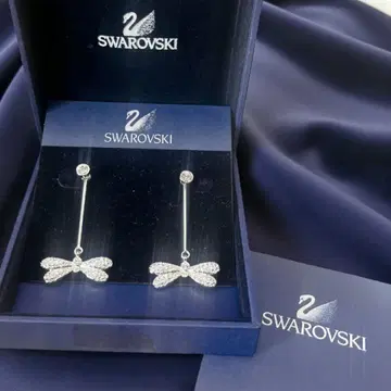 [미사용 박스 포함] SWAROVSKI 귀걸이 잠자리 크리스탈 실버