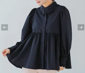 fitmore 스캘럽 옷깃 페플럼 블라우스 네이비 saaya 콜라보