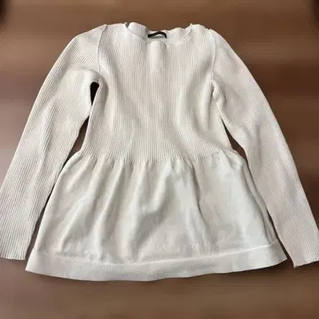 BARNWARDSTORM 페플럼 니트