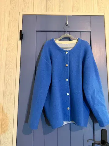 파란색 가디건 사이즈 F