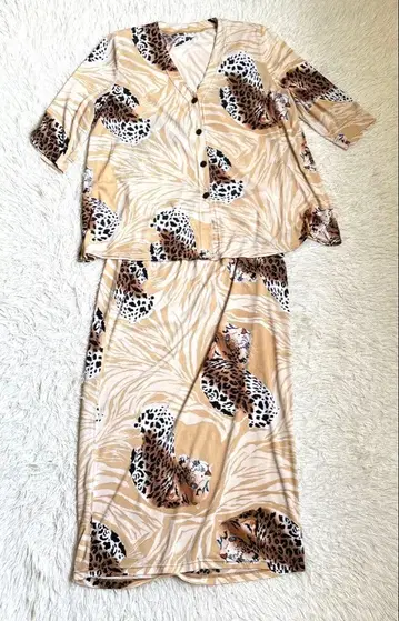 이타리야 레오파드 표범 무늬 투피스 셋업
