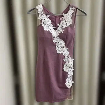 BayBClub 레이스 타이트 드레스 핑크