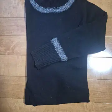 PINORE 블랙 하이넥 니트 원피스