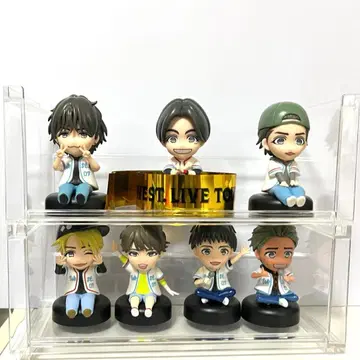 WEST. 피규어 7체 세트