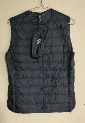 UNIQLO ULTRA LIGHT DOWN 다운 베스트 L 블랙