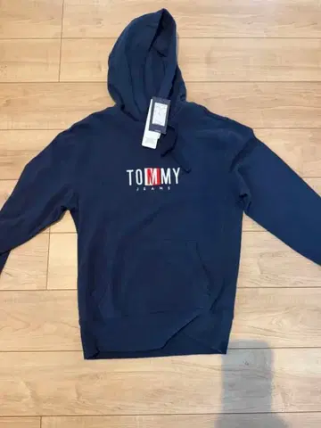 [ 미사용 새상품 ] TOMMY JEANS 네이비 후드티 XS 택 포함
