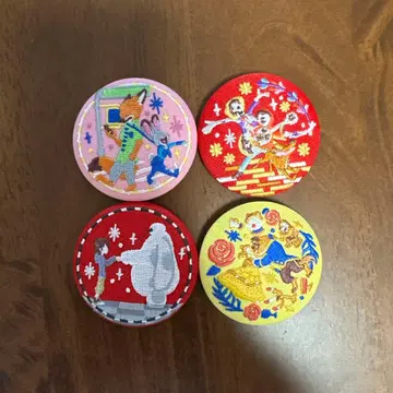 Disney Characters 자수 캔뱃지 비스킷 2