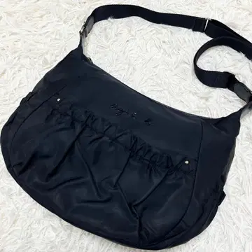 agnes b. 에네스베 블랙 나일론 숄더백