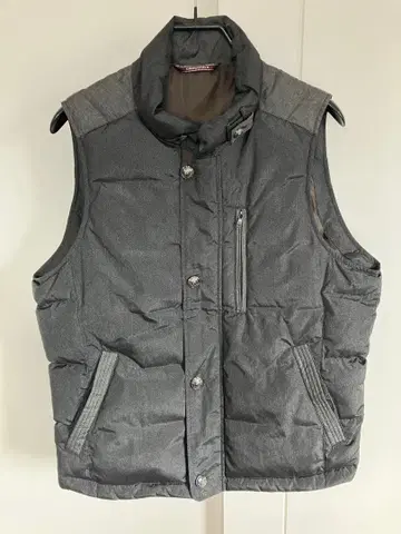 크로커다일 그레이 다운 베스트