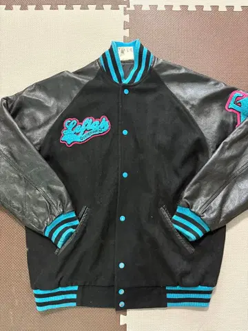 레트로 스타일 바시티 자켓 블랙/터콰이즈