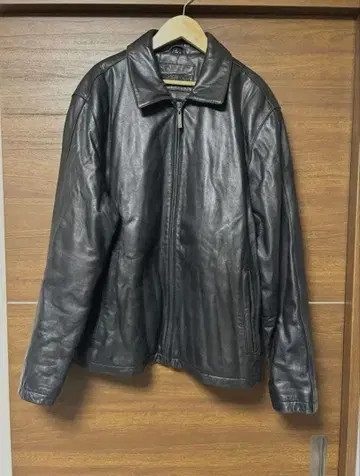 블랙 가죽 자켓 집업