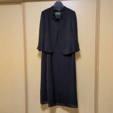 도쿄 SOIR 블랙 원피스 수트 11호