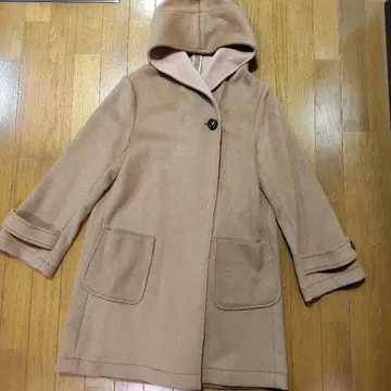 베이지 후드 부착 롱 코트