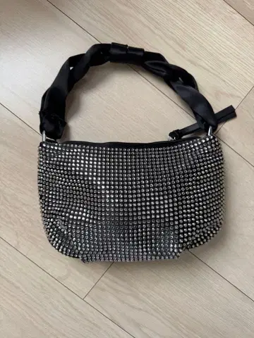 ZARA 자라 미니백 큐빅