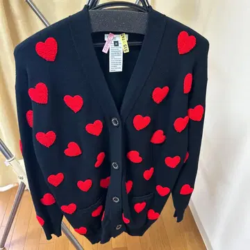 더블 스탠다드 클로징의 하트 무늬 블랙 긴팔 가디건