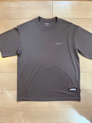 satisfy running AuraLite T-Shirt