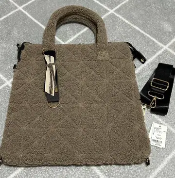 BAYFLOW 참 포함 보아 퀼트 토트 모카