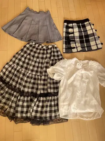 에블린 4세트 (스커트 3점, 상의 1점)