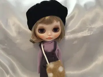 커스텀 아이시 인형