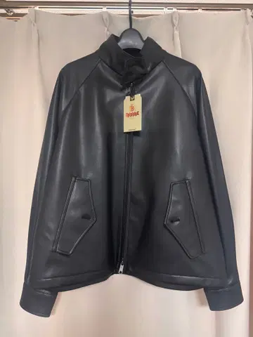 BARACUTA G4 레더라이크 블루종