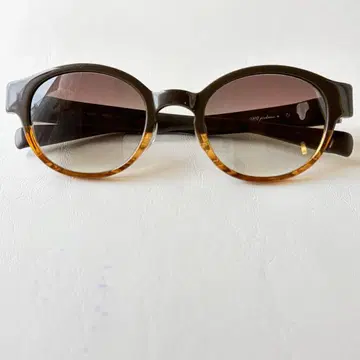 포나인즈 F-04AP 999.9