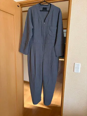 유나이티드 애로우즈 conte 헨미 에미리 착용 살로펫