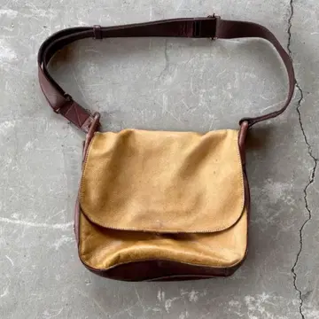 빈티지 y2k 가죽 숄더백 아카이브 페어리 그런지