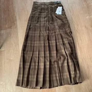 LOWRYSFARM 체크 무늬 플리츠 스커트 M 사이즈