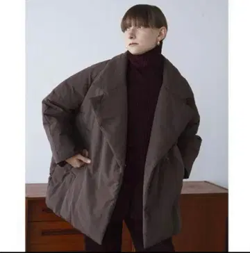 CLANE 코쿤 쇼트 다운 코트