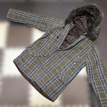 체크 무늬 후드 부착 더플 코트