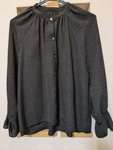SLOBE IENA 도트 무늬 블랙 블라우스