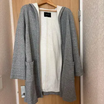 ROSE BUD 후드 부착 그레이 가디건 사이즈 F