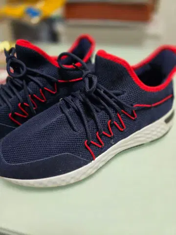 ReZARD 바니쉬 코드 스니커즈 (JAPAN 에디션)