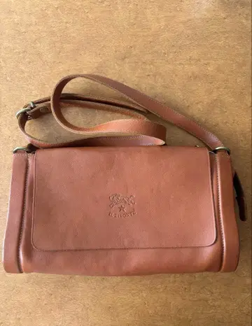 브라운 가죽 숄더백