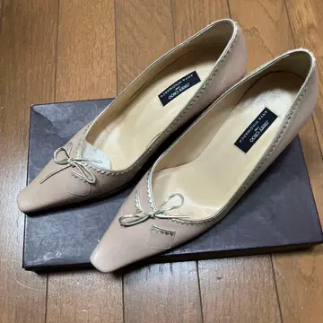 JIMMY CHOO 베이지 스틸레토 펌프스