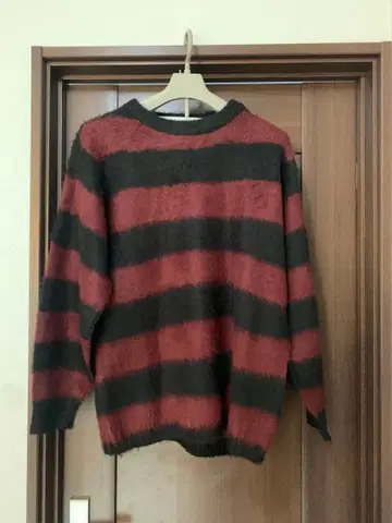 UNIVERD72 빨검 스트라이프 니트 M 사이즈 모헤어 조