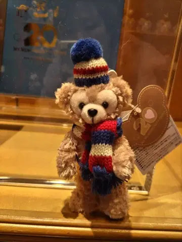 디즈니 더피 인형 배지