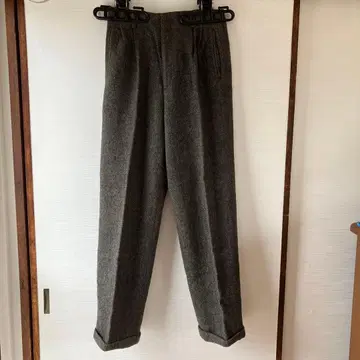 랄프 로렌의 겨울용 도톰한 팬츠