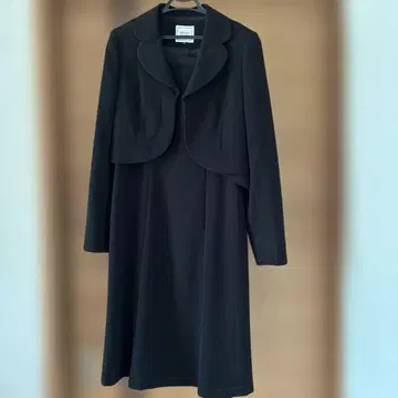 [ 새상품급 ] 9호 PERSON'S 블랙 원피스 수트 ( 자켓 포함 )