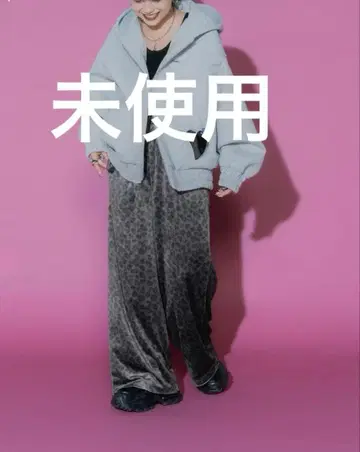 JEANASIS 레오파드 무늬 벨로아 팬츠 미사용