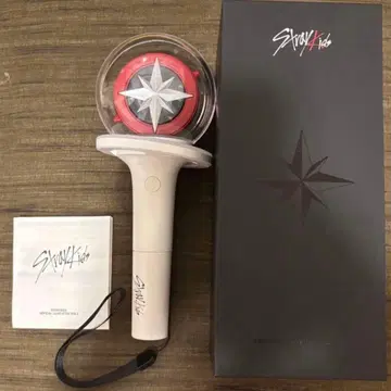 [ 새상품급 ] VER.2 스키즈 응원봉 straykids