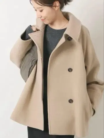 Spick & Span 모사 스탠 칼라 숏코트 사이즈 38