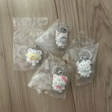 산리오 메지루시 액세서리 ~포근포근 스노우~ 4개 세트 캡슐 토이