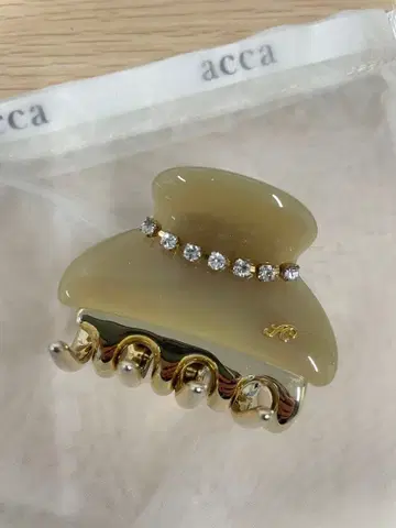 acca 스톤 부착 헤어 클립