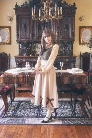 petite robe canone 플라워 프린트 긴팔 상의